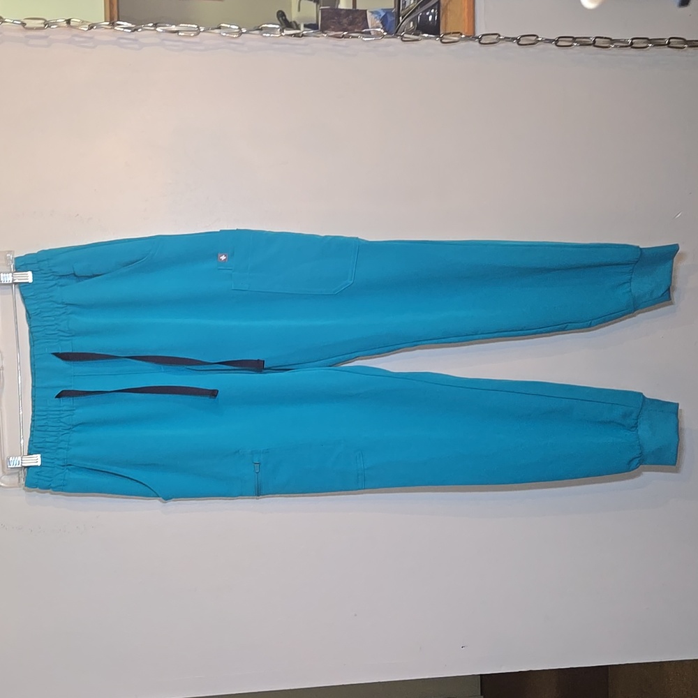 Figs Zamora Jogger Scrub Pants Catarina Top Set In Teal NWOT - Picture 12 of 16
